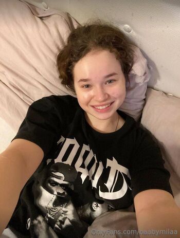 Mil / baabymilaa nude photo #32