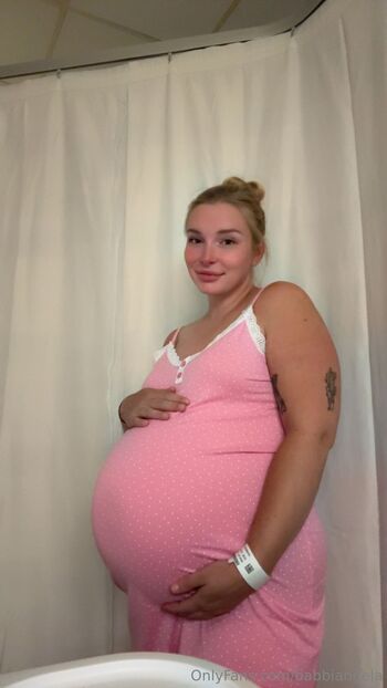 Angel / babbiangela nude photo #5