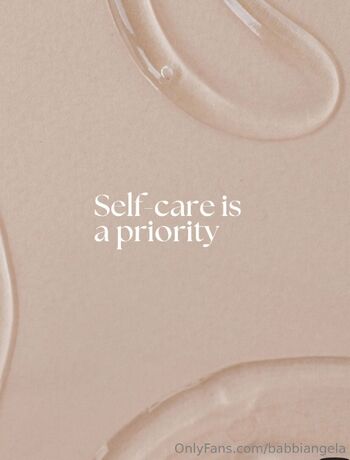 Angel / babbiangela nude photo #7