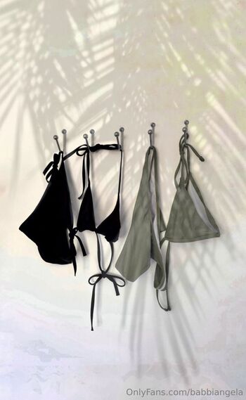 Angel / babbiangela nude photo #28