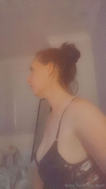 Babe From the Bus / babefromthebush nude photo #33