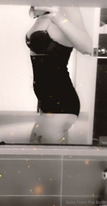 Babe From the Bus / babefromthebush nude photo #39