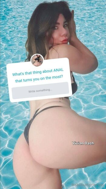 Big Booty Girl / babiibuttfree nude photo #10