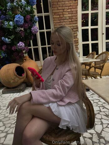 Baby Adele / baby_adele18 nude photo #15