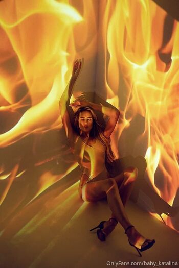 Katalin / baby_katalina nude photo #10