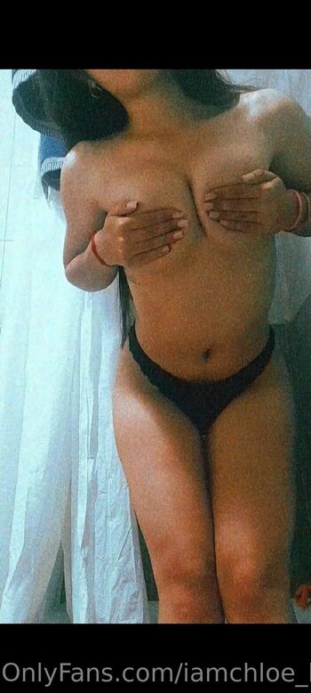 𝐋𝐔𝐋𝐈 𝐕.𝐂. 𝐐𝐔𝐄𝐄𝐍 / baby_latina00 nude photo #8