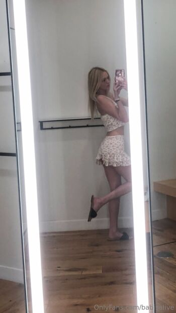 babyaisalive nude photo #9