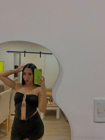 𝘽𝘼𝘽𝙔 𝘼𝙍𝙄𝘼𝙉𝘼 - ʏᴏᴜʀ ꜰᴀᴠᴏʀɪᴛᴇ ɢɪʀʟ / babyarianaxx nude photo #23