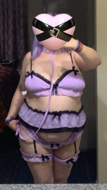 BabyBat_x / babybat_xo nude photo #9