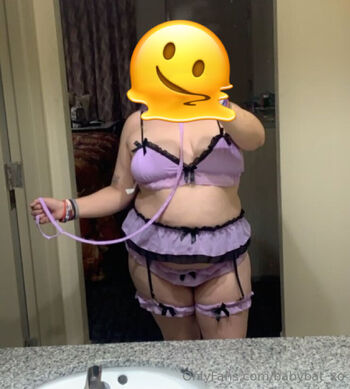 BabyBat_x / babybat_xo nude photo #10