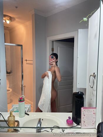 u3256782 / babybeebailey nude photo #8