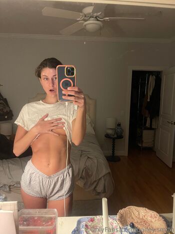 u3256782 / babybeebailey nude photo #19