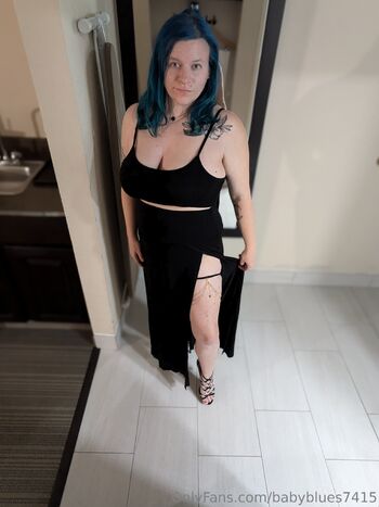 BabyBlues741 / babyblues7415 nude photo #2