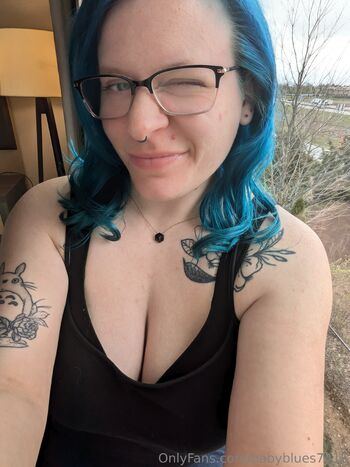 BabyBlues741 / babyblues7415 nude photo #10