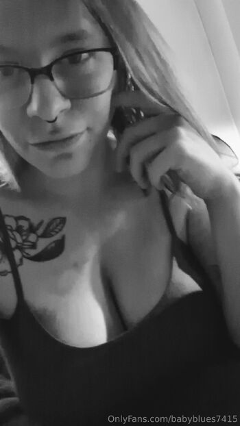 BabyBlues741 / babyblues7415 nude photo #13