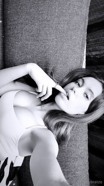 Baby Bra / babybratzo nude photo #16