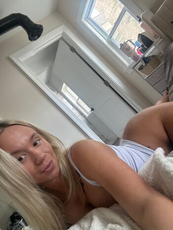 𝗖𝗔𝗟𝗜 𝔽ℝ𝔼𝔼 𝐜𝐡𝐞𝐜𝐤 𝐝𝐦 / babycali nude photo #36