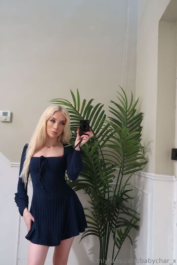 Charlott / babychar_x nude photo #7