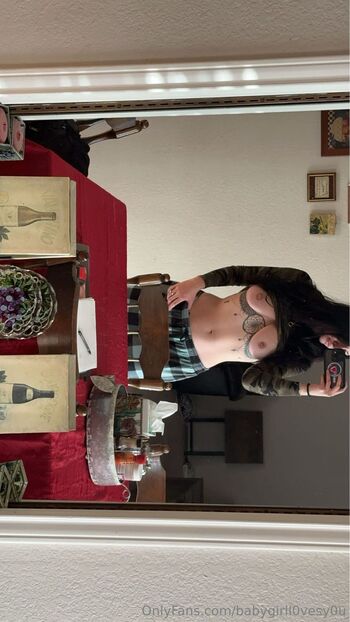Babygir / babygirll0vesy0u nude photo #20