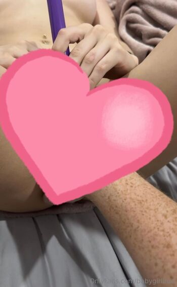 rube / babygirllrue nude photo #1