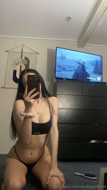 rube / babygirllrue nude photo #4