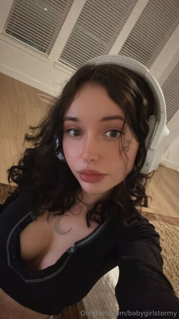 Stormy Summers FRE / babygirlstormy nude photo #19