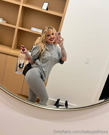 Baby Got / babygothxxx nude photo #24