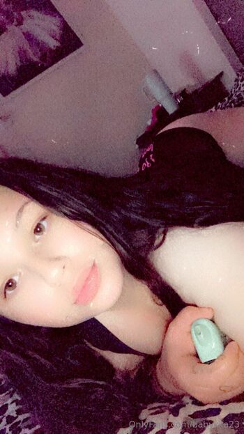 K / babykka23 nude photo #17