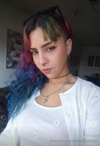 Mallorie / babylatina8 nude photo #4