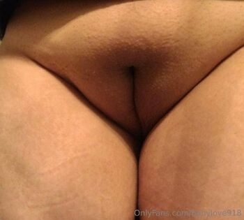 BabyGirl72 / babylove918 nude photo #30