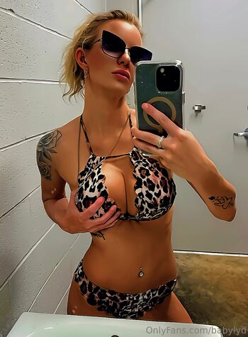 lydi / babylyd nude photo #33