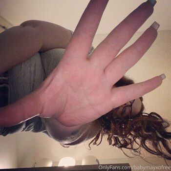 Giantess May Fre / babymayxofree nude photo #13