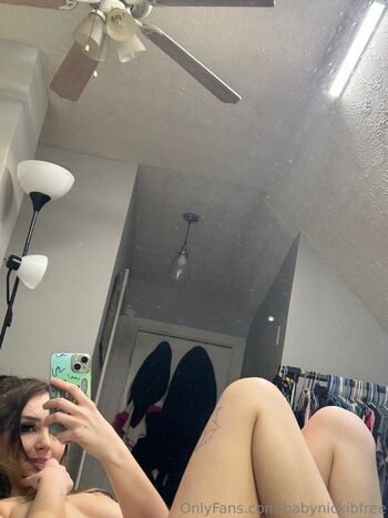 BabyNicki / babynickibfree nude photo #20