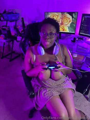 Romantica Soft Gamer E-Gir / babyromantica / romantica_baby_ / baby_romantica_ nude photo #2