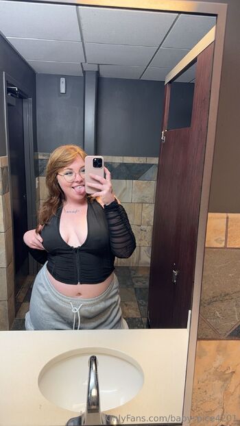 OnlyFans / babyspice4201 nude photo #1