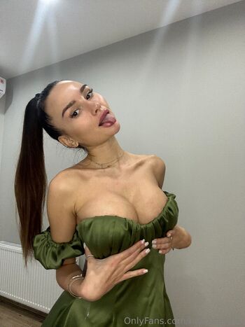 PrivateAlinaX / babytheking nude photo #16