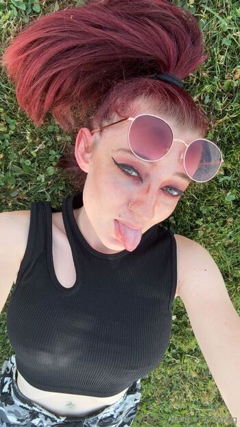 Ve / babyvdawg nude photo #1