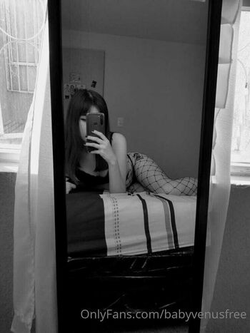 Baby Venus / babyvenusfree nude photo #12