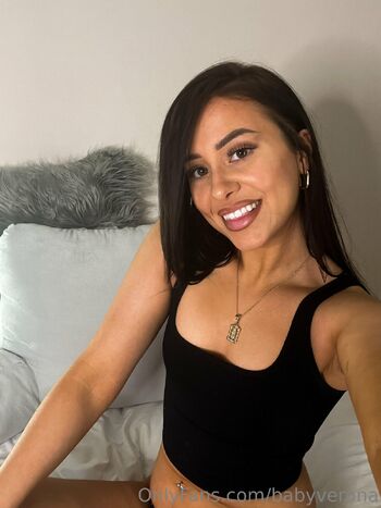 Verona / babyverona nude photo #31