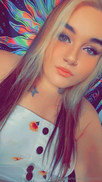 BabyyBATxox / babyybatxoxo nude photo #12