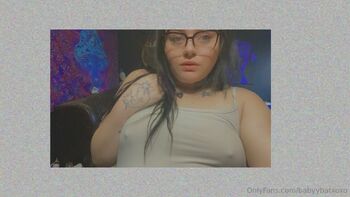 BabyyBATxox / babyybatxoxo nude photo #19