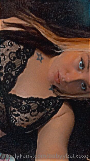 BabyyBATxox / babyybatxoxo nude photo #28