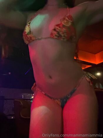 Mi / babyymiaaa nude photo #16