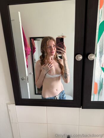 Lola Grant / backdoorgf nude photo #13