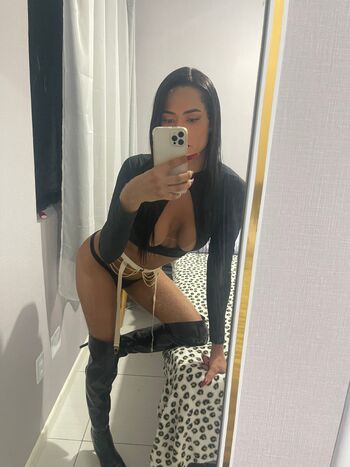 𝒩𝒶𝓃𝒹𝒶 𝒫𝒾𝓂ℯ𝓃𝓉ℯ / backhot nude photo #19