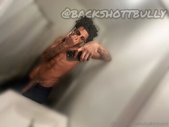 Backshottbull / backshottbullyfree nude photo #6