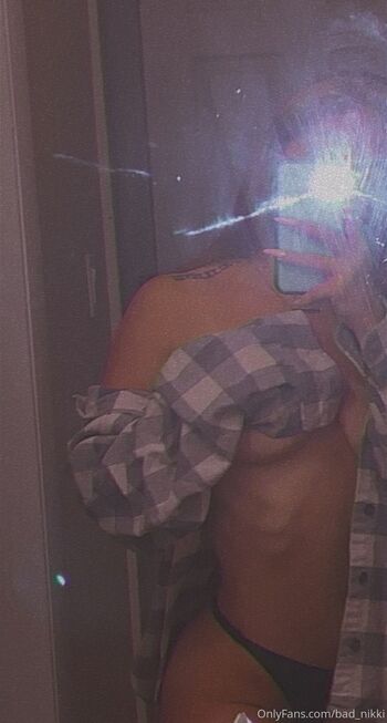 Daddys Little lu / bad_nikki nude photo #4