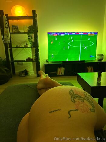 Dan / badassdana nude photo #2