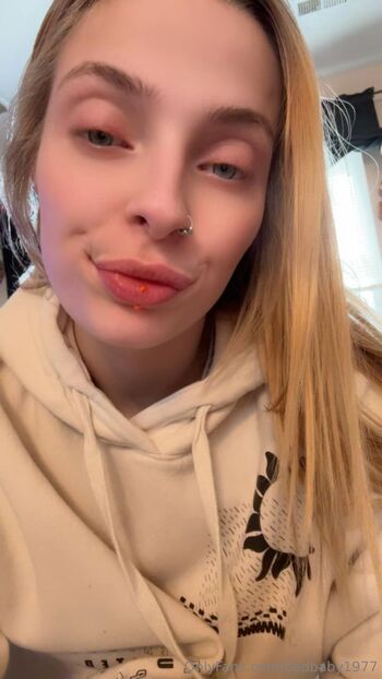 InnocentIv / badbaby1977 nude photo #12