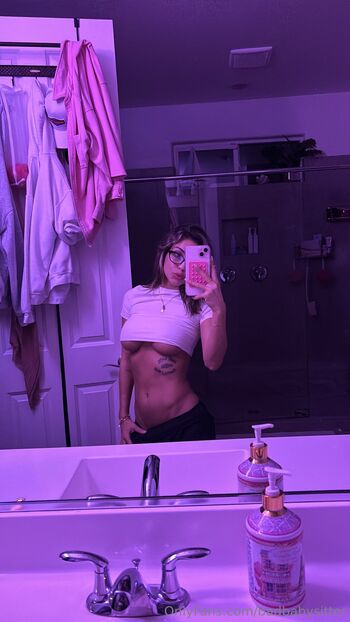 Ashleigh Skie / badbabysitter nude photo #24